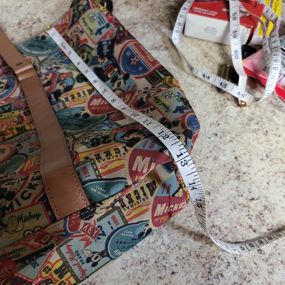 Vintage Disney travel bag - Picture 4 of 13